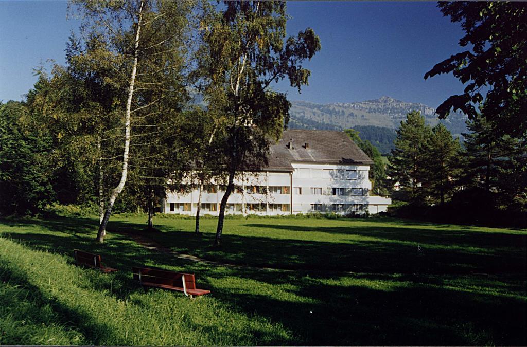 Hotel-Restaurant Sternen Nesslau Экстерьер фото
