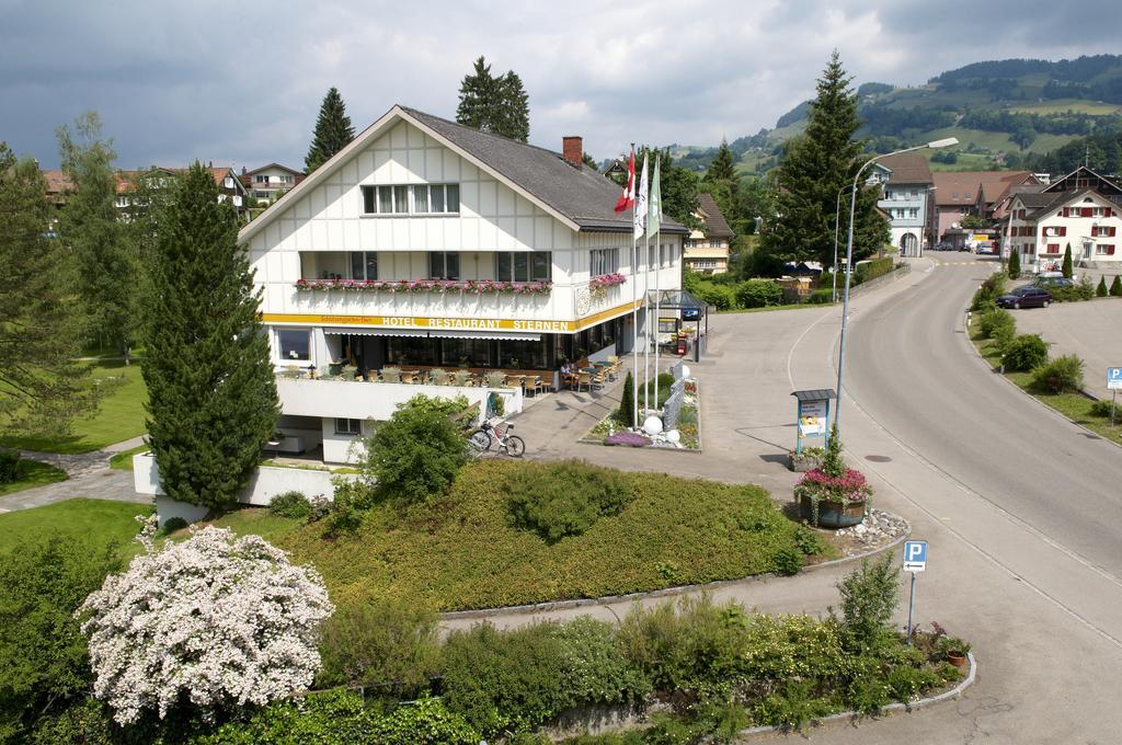 Hotel-Restaurant Sternen Nesslau Экстерьер фото